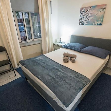 Marina Apartment Pireus Zewnętrze zdjęcie